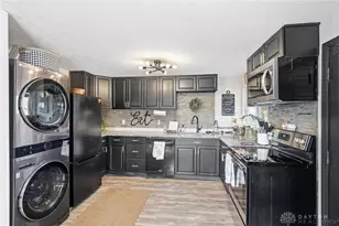 3865 Endover Rd, Kettering, OH 45439 - Photo 9