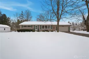 1950 W Skyview Dr, Beavercreek, OH 45432 - Photo 1