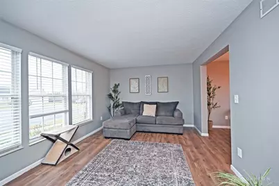 1045 Drake Court, Miamisburg, OH 45342 - Photo 7