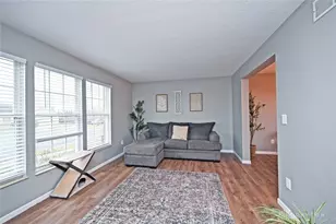 1045 Drake Ct, Miamisburg, OH 45342 - Photo 7