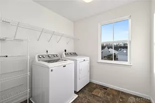 63 Waterford Blvd, Fairborn, OH 45324 - Photo 33