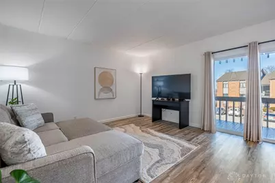 1118 Eagle Feather Circle #D, Dayton, OH 45449 - Photo 3