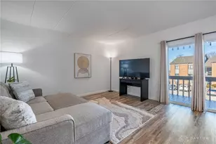 1118 Eagle Feather Cir, Dayton, OH 45449 - Photo 3