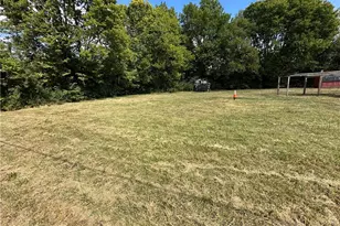 2960 N Diamond Mill Rd, Dayton, OH 45426 - Photo 9