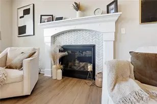 597 Twilight Ln, Dayton, OH 45440 - Photo 9