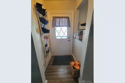 3891 New Carlisle Pike, Springfield, OH 45504 - Photo 9