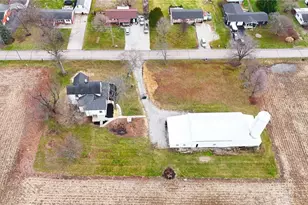 1213 W Holtzmuller Rd, West Manchester, OH 45382 - Photo 37