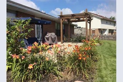 6631 Deer Meadows Drive, Dayton, OH 45424 - Photo 5