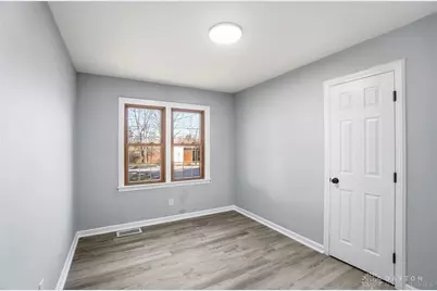 1905 N Longview Street, Beavercreek, OH 45432 - Photo 9