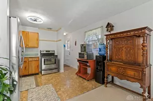 1102 N Heincke Rd, Miamisburg, OH 45342 - Photo 5