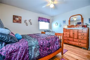 1585 Larchwood Dr, Dayton, OH 45432 - Photo 13