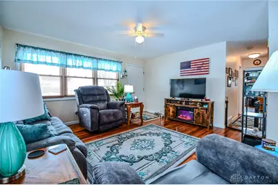 1585 Larchwood Drive, Dayton, OH 45432 - Photo 7