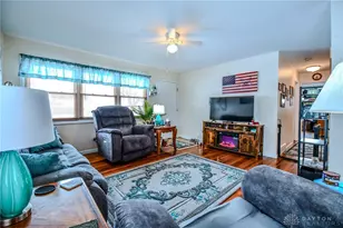 1585 Larchwood Dr, Dayton, OH 45432 - Photo 7