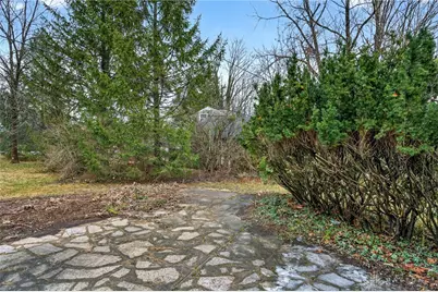 1697 Countryside Drive, Beavercreek, OH 45432 - Photo 39