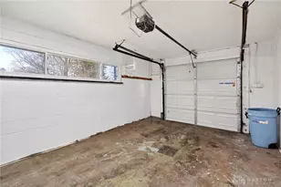 1697 Countryside Dr, Beavercreek, OH 45432 - Photo 37