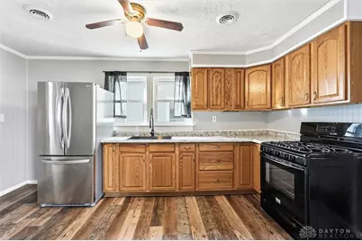 508 Campbell Street, Washington Court House, OH 43160 - Photo 7