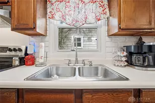 4211 Vannest Ave, Middletown, OH 45042 - Photo 9