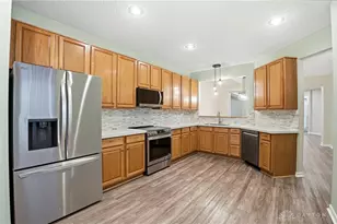 2002 Commons Circle, Batavia, OH 45103 - Photo 15