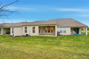 2002 Commons Circle, Batavia, OH 45103 - Photo 39