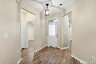 2002 Commons Circle, Batavia, OH 45103 - Photo 7