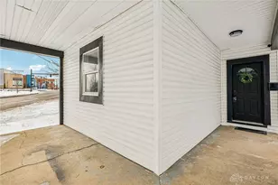 1083 Valley St, Dayton, OH 45404 - Photo 7