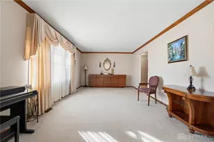 205 Elmwood Pl, Dayton, OH 45440 - Photo 13