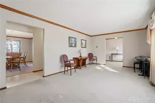 205 Elmwood Pl, Dayton, OH 45440 - Photo 15