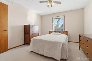 205 Elmwood Pl, Dayton, OH 45440 - Photo 39