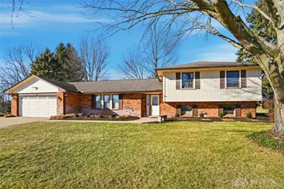 205 Elmwood Place, Beavercreek, OH 45440 - Photo 1