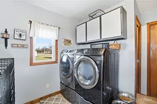 5790 Old Columbus-Cincinnati Rd, South Charleston, OH 45368 - Photo 25