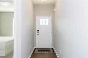 1701 Glade Valley Dr, Dayton, OH 45458 - Photo 5