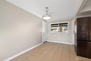 5929 Rosalie Rd, Dayton, OH 45424 - Photo 5