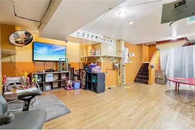 27 N Paul Laurence Dunbar Street, Dayton, OH 45402 - Photo 17