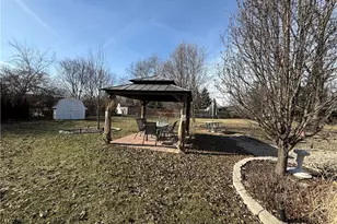 8287 Briar Ridge Ct, Dayton, OH 45424 - Photo 3