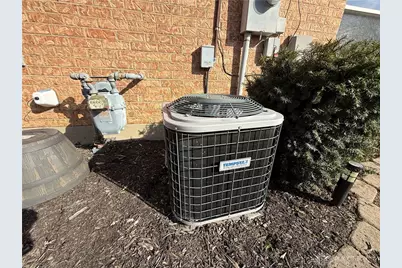 8287 Briar Ridge Court, Dayton, OH 45424 - Photo 17