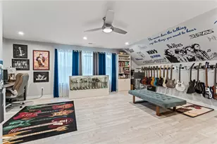 1197 Crystal Harbour Dr, Fairborn, OH 45324 - Photo 7