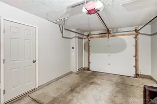 225 Brickstone Ct, Dayton, OH 45402 - Photo 19