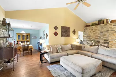 1193 Whitetail Drive, Fairborn, OH 45324 - Photo 5