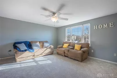 135 Schloss Lane, Moraine, OH 45439 - Photo 5