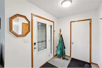 1210 Charleston Court, Troy, OH 45373 - Photo 5