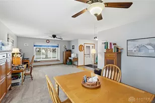 1210 Charleston Ct, Troy, OH 45373 - Photo 7