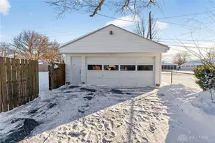 1764 Lanbury Dr, Dayton, OH 45439 - Photo 37