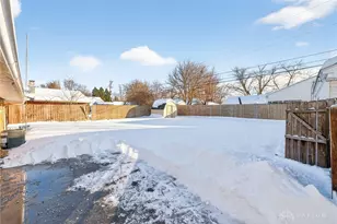 1764 Lanbury Dr, Dayton, OH 45439 - Photo 33