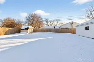 1764 Lanbury Dr, Dayton, OH 45439 - Photo 35