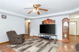 108 Esther Dr, Lewisburg, OH 45338 - Photo 9