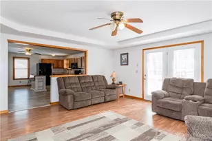 108 Esther Dr, Lewisburg, OH 45338 - Photo 7