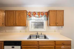 153 Village Trail Dr, Vandalia, OH 45377 - Photo 21