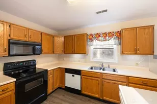 153 Village Trail Dr, Vandalia, OH 45377 - Photo 19