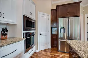 9369 Avingnon Way, Springboro, OH 45458 - Photo 21