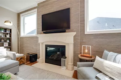 9369 Avingnon Way, Springboro, OH 45458 - Photo 13